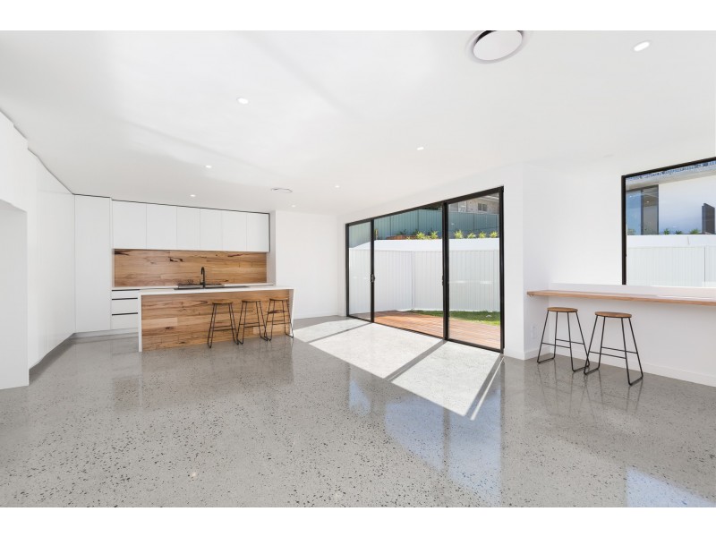 2/23 Como Road, Oyster Bay NSW 2225