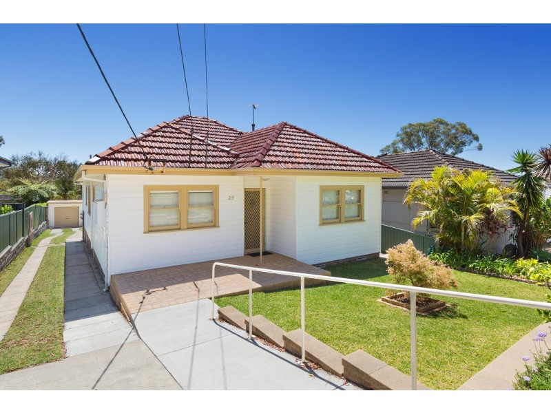 29 Warraba Street, Como NSW 2226