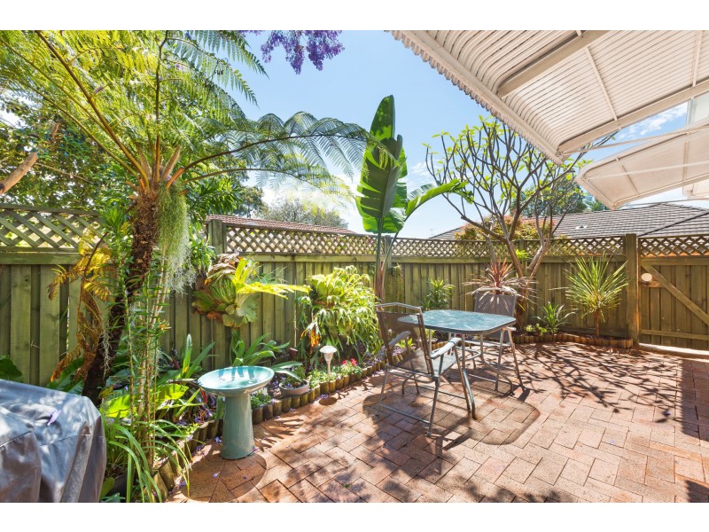 2/425 President Avenue, Kirrawee NSW 2232