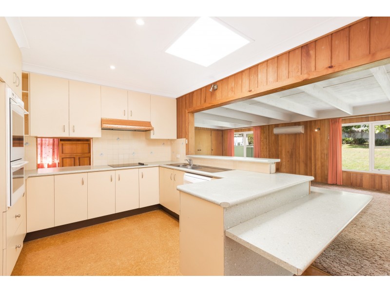 9 Wylie Street, Kirrawee NSW 2232