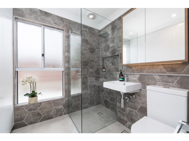 1 Lalor Crescent, Engadine NSW 2233