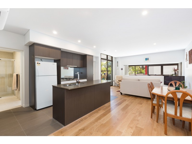 2/6 Central Road, Miranda NSW 2228