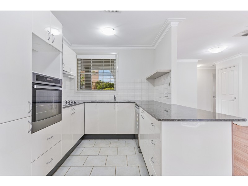 3/186 Bath Road, Kirrawee NSW 2232