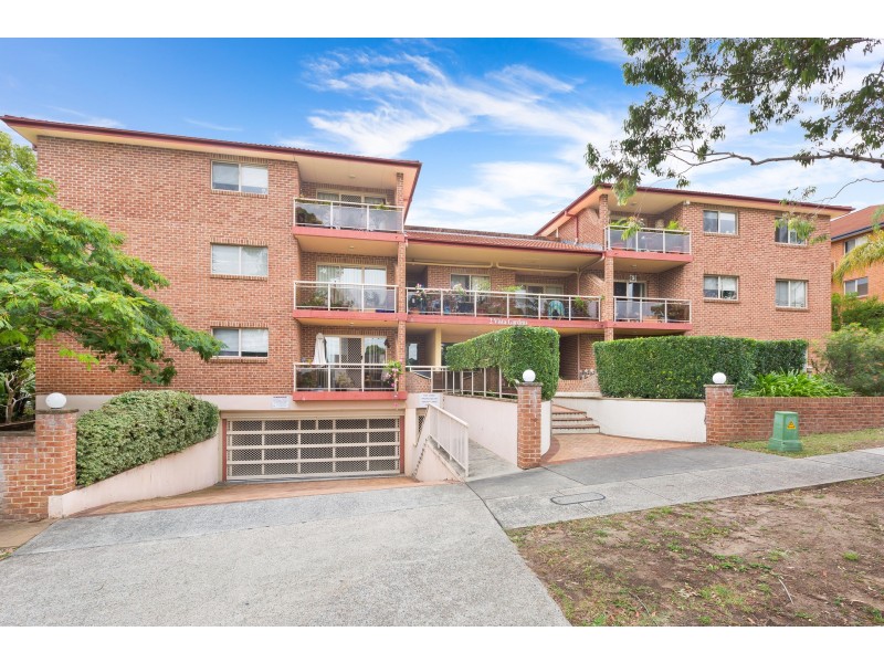 9/2 Vista Street, Caringbah NSW 2229