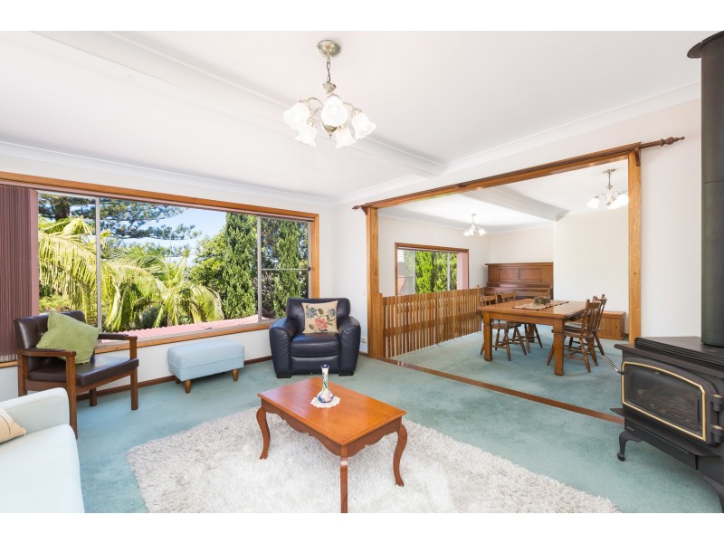 24 Venetia Street, Sylvania NSW 2224