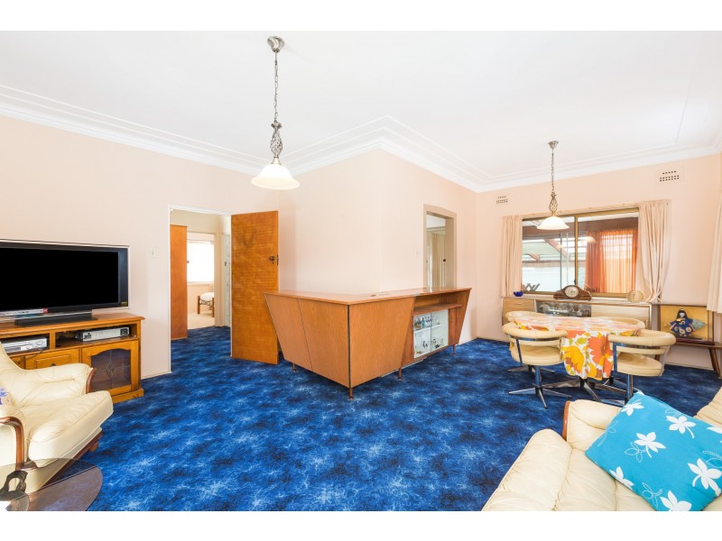 4 Haymet Street, Kirrawee NSW 2232