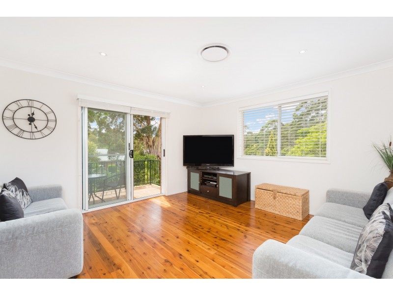 14 Tea Tree Place, Kirrawee NSW 2232