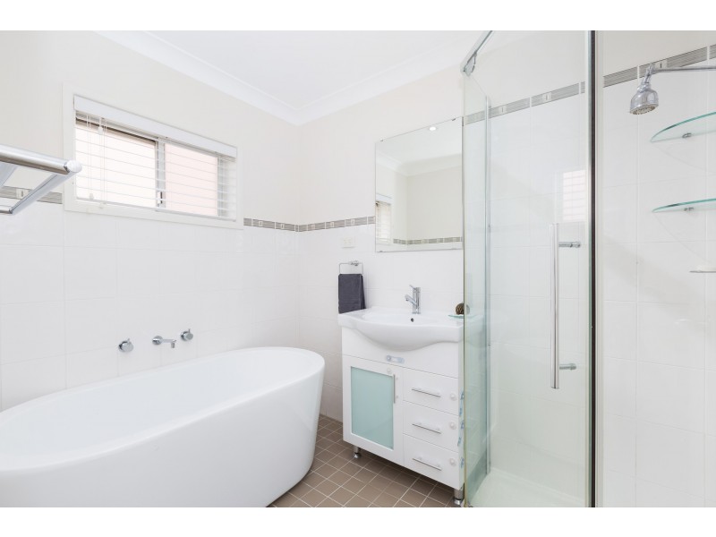 14 Tea Tree Place, Kirrawee NSW 2232