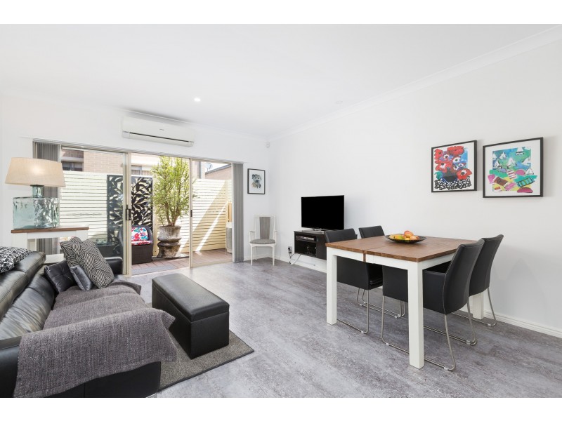 10/4-8 Madeira Street, Sylvania NSW 2224