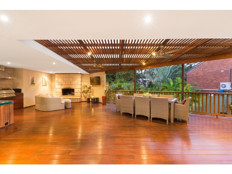 8 Stonebridge Place, Gymea Bay NSW 2227