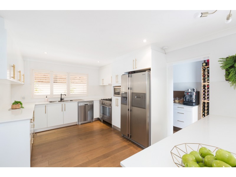 1 Warrego Avenue, Sylvania Waters NSW 2224