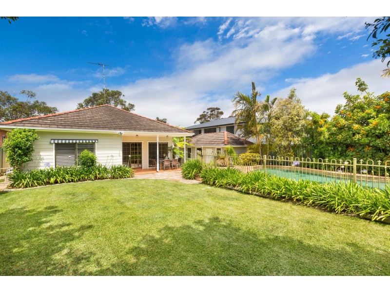 5 Pines Parade, Gymea NSW 2227