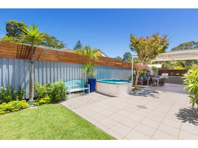 121 Forest Road, Miranda NSW 2228