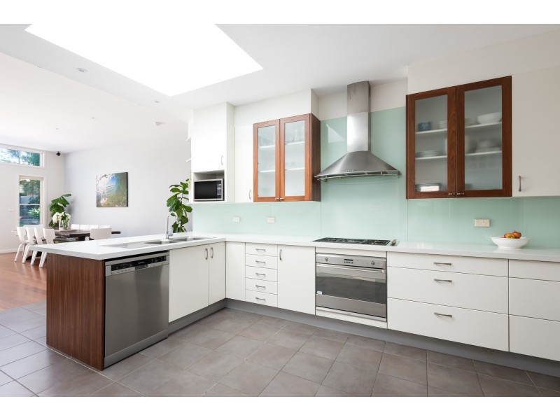 14 Caringbah Road, Woolooware NSW 2230