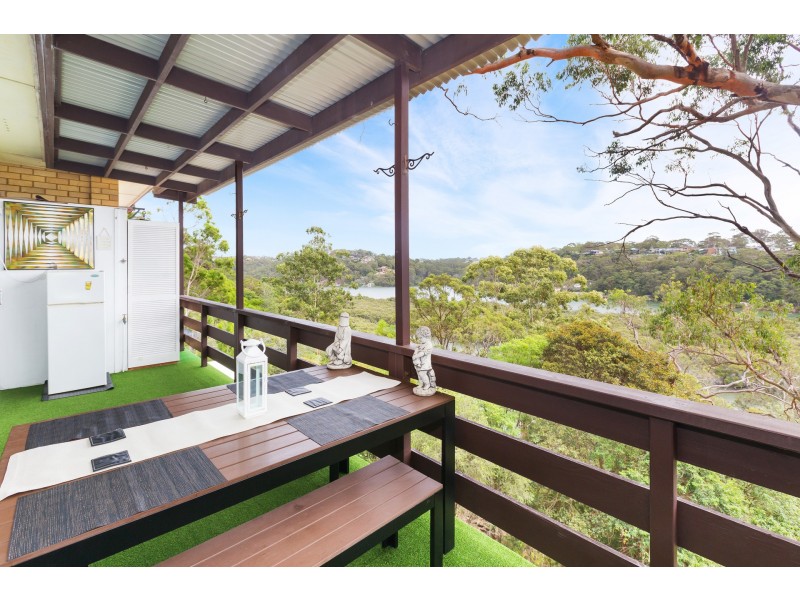 29 Central Avenue, Como NSW 2226