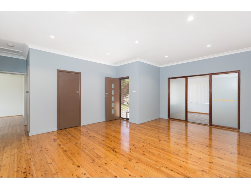 33 Kareena Road, Miranda NSW 2228