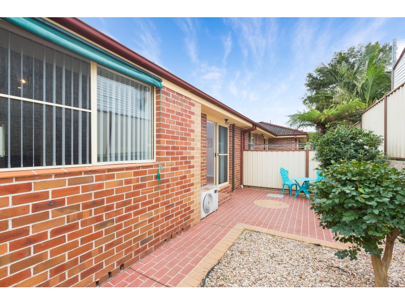 2/33 Stuart Street, Helensburgh NSW 2508