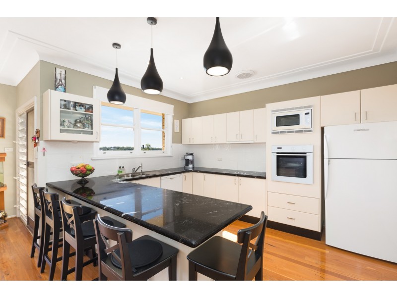 124 Georges River Crescent, Oyster Bay NSW 2225