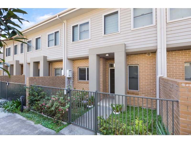 11/27-29 Durbar Avenue, Kirrawee NSW 2232