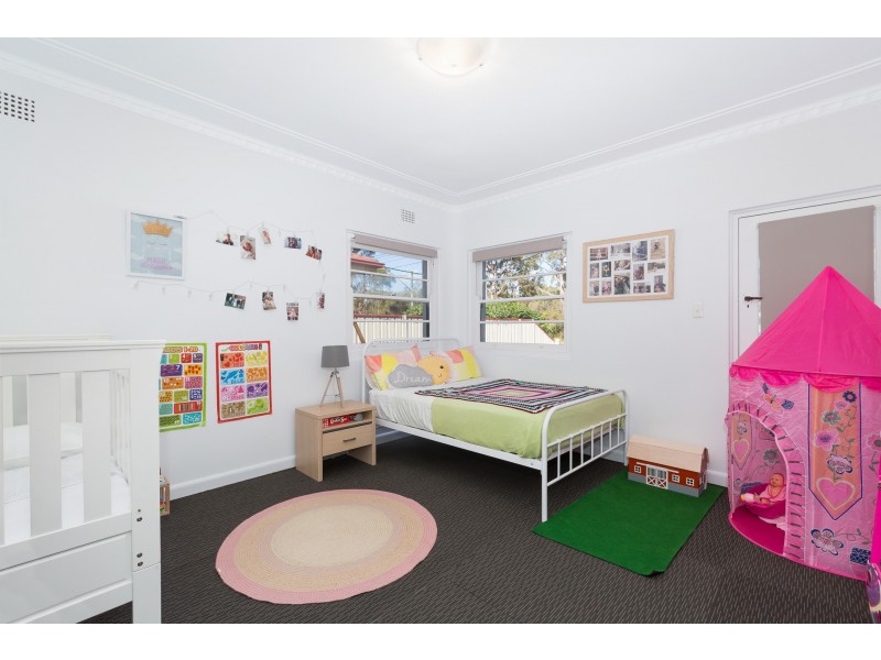 231 Loftus Avenue, Loftus NSW 2232