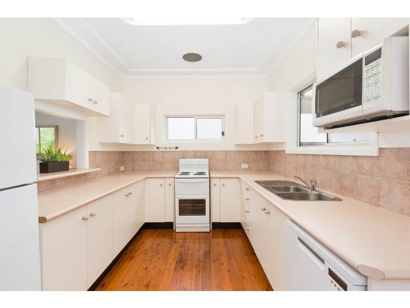 338 Forest Road, Kirrawee NSW 2232