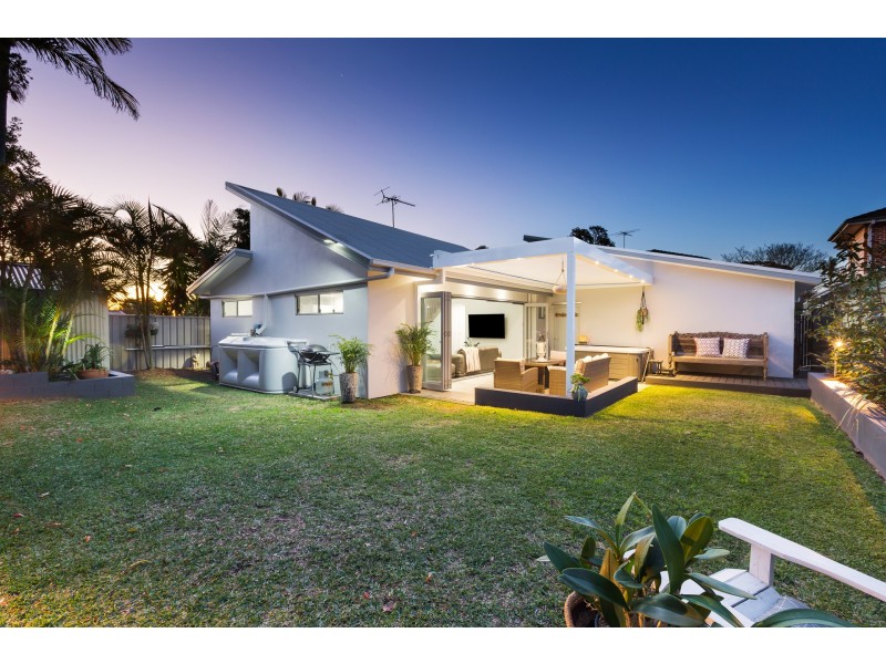 8B Alice Street, Caringbah South NSW 2229