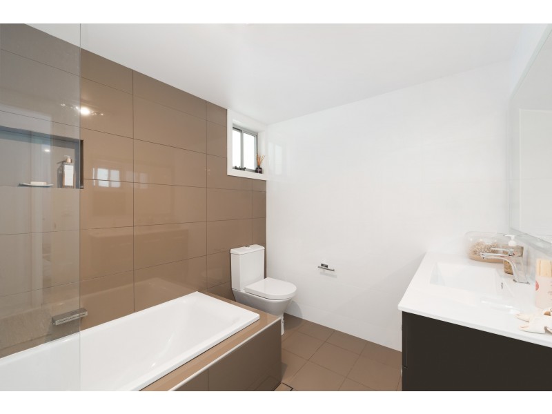 8B Alice Street, Caringbah South NSW 2229