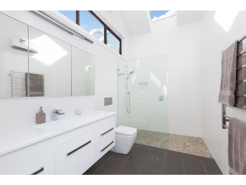 25 Valley Way, Gymea Bay NSW 2227