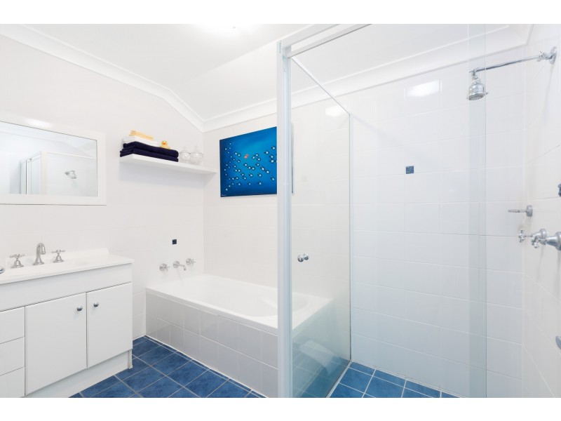 2/34 Toronto Parade, Sutherland NSW 2232