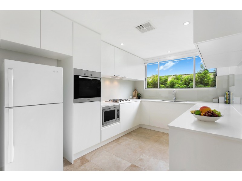2/237 Burraneer Bay Road, Caringbah South NSW 2229