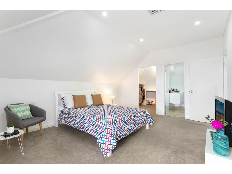 2/237 Burraneer Bay Road, Caringbah South NSW 2229