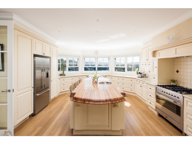 5 Frangipani Place, Caringbah South NSW 2229