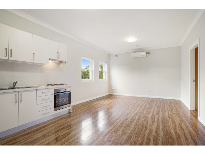 16 Ocean View Street, Woolooware NSW 2230