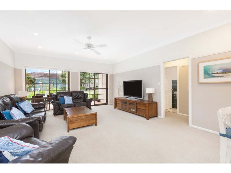 5 Pines Parade, Gymea NSW 2227