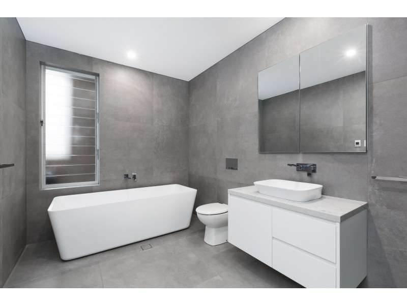 4/20 Percival Road, Caringbah South NSW 2229