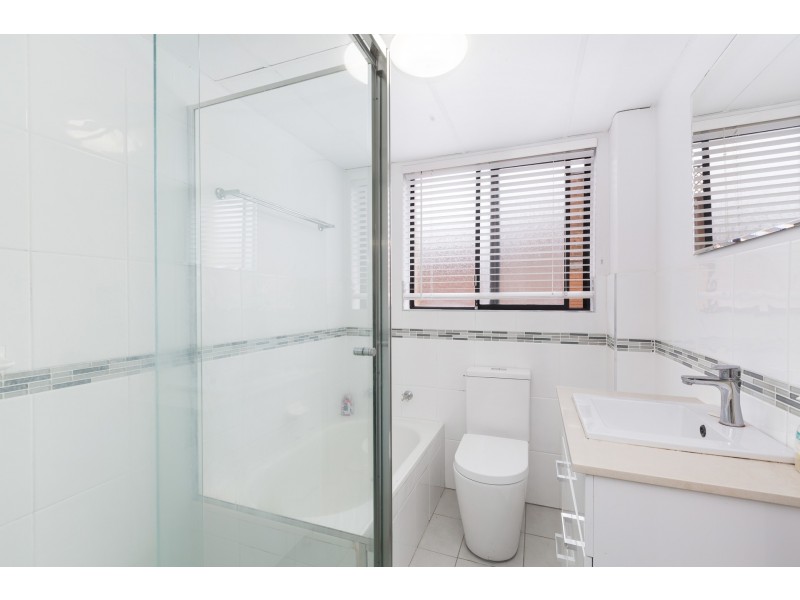 1/86 Karimbla Road, Miranda NSW 2228