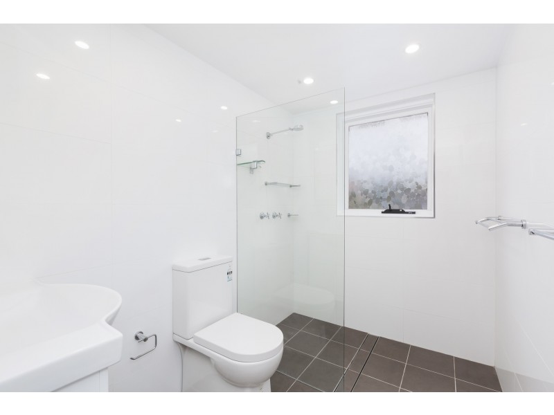 4/55 President Avenue, Caringbah NSW 2229