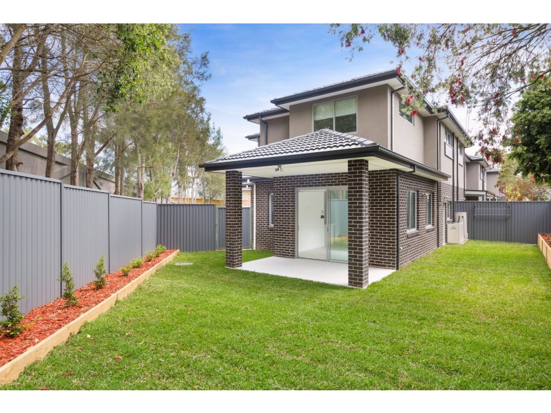 96 Auburn Street, Sutherland NSW 2232