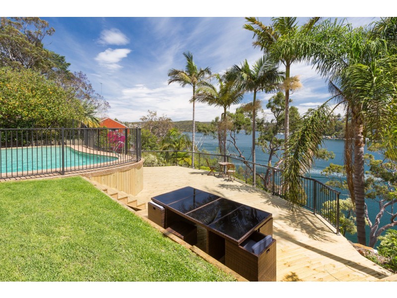 10 Maroopna Road, Yowie Bay NSW 2228