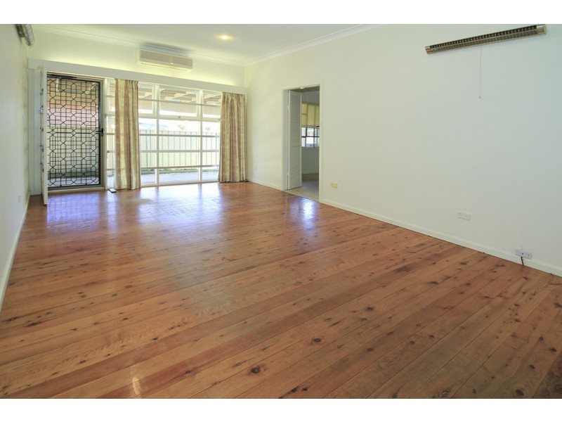 20 Gerald Road, Illawong NSW 2234