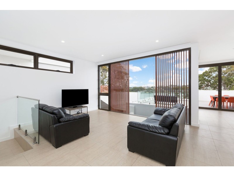 15/3-9 Madeira Street, Sylvania NSW 2224
