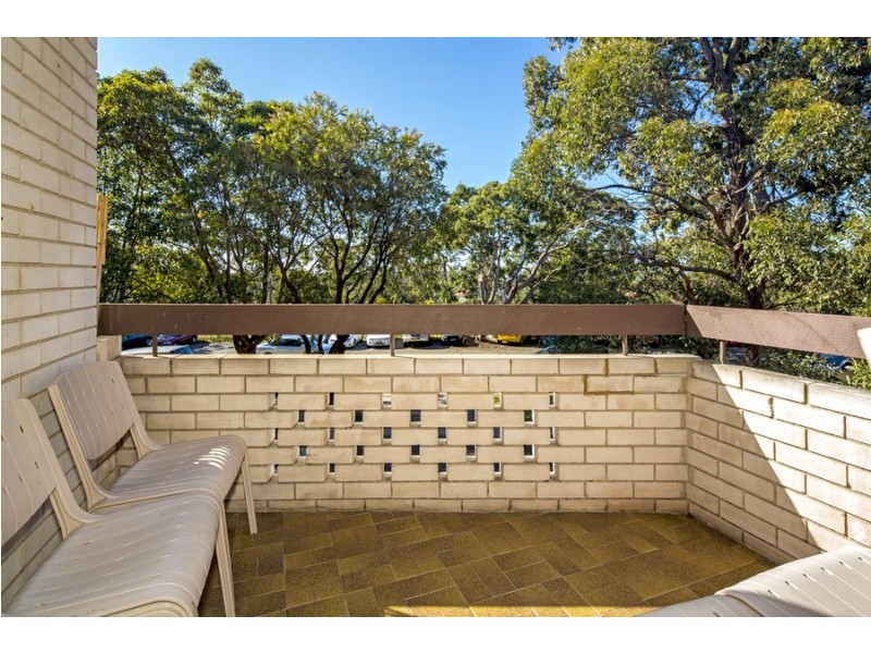 2/18 Banksia Road, Caringbah NSW 2229