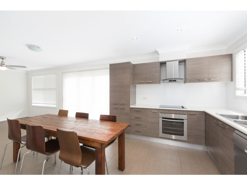 22A Aldgate Street, Sutherland NSW 2232