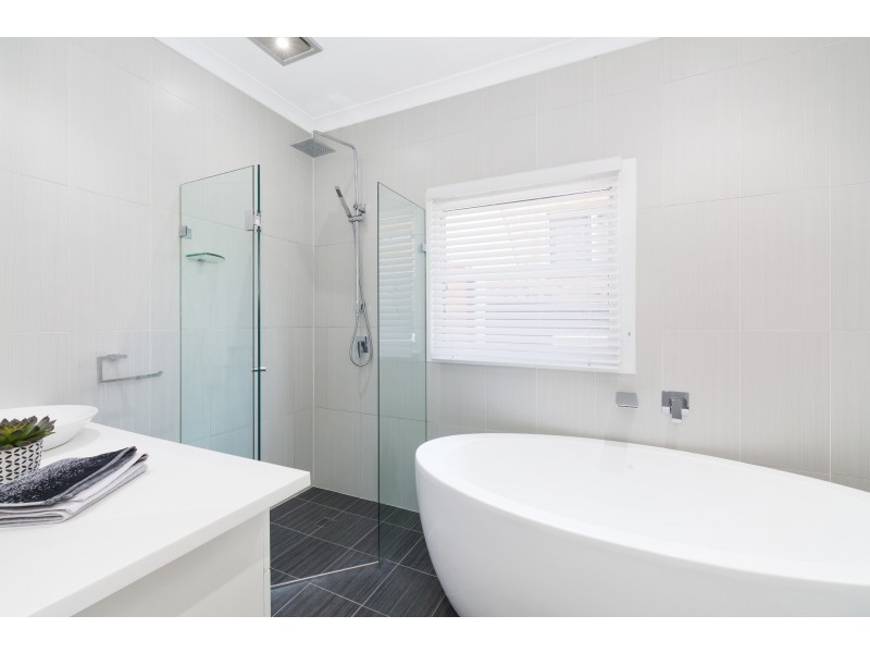 100 Caravan Head Road, Oyster Bay NSW 2225