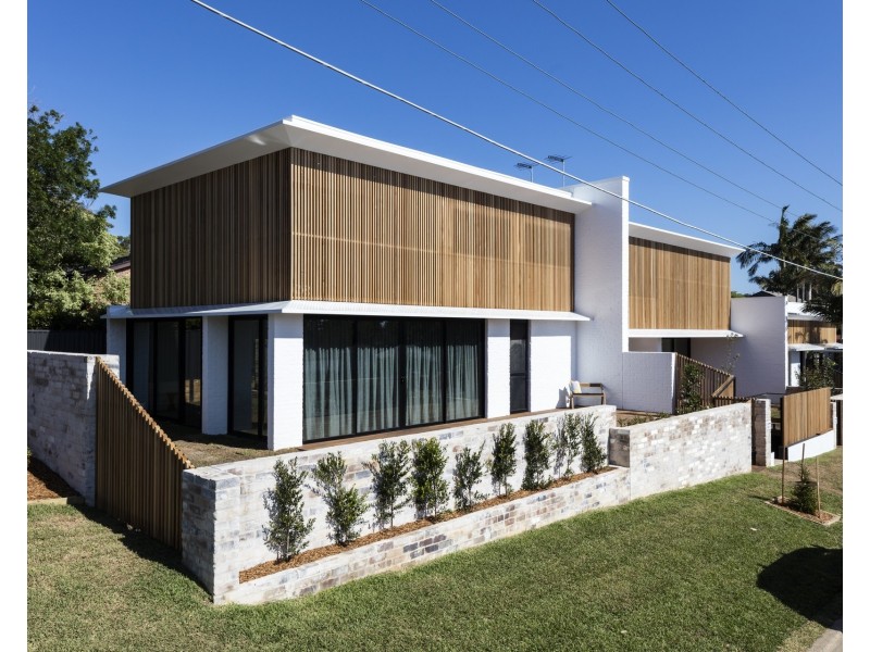 1/2 Yuruga Avenue, Caringbah South NSW 2229