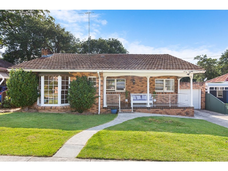 9 Best Crescent, Kirrawee NSW 2232