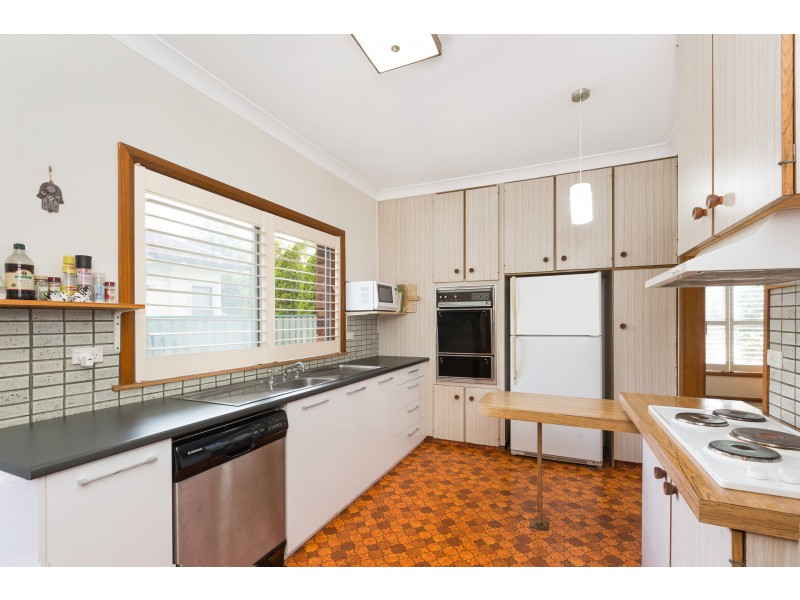 19 Kiwong Street, Yowie Bay NSW 2228