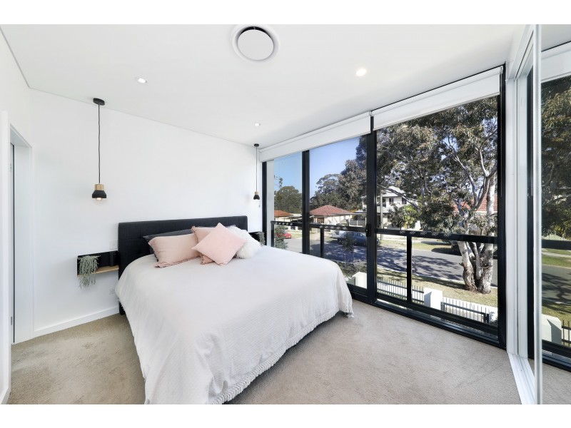 3/31-37 Durbar Avenue, Kirrawee NSW 2232