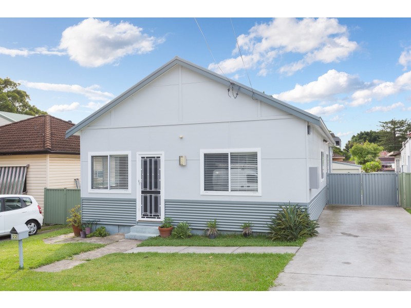 22 Chamberlain Avenue, Caringbah NSW 2229