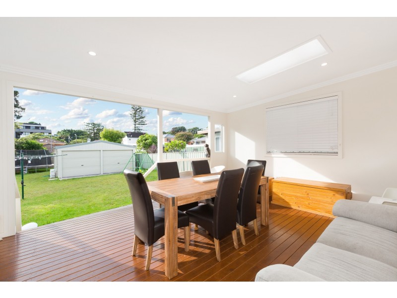 22 Chamberlain Avenue, Caringbah NSW 2229